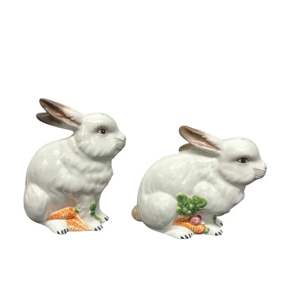 J Willfred Salt Pepper Shakers Ceramic‎ Bunny Rabbit Easter Spring Charles Sadek